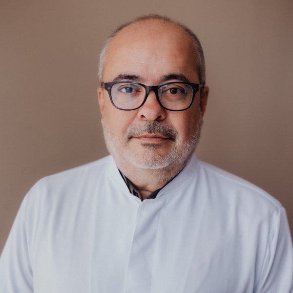 Dr. Wilson Ramos De Camargo